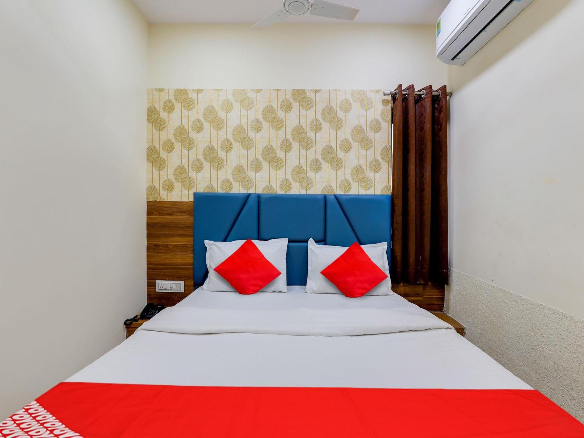 Hotel O Kb Villa Ahmedabad Luaran gambar